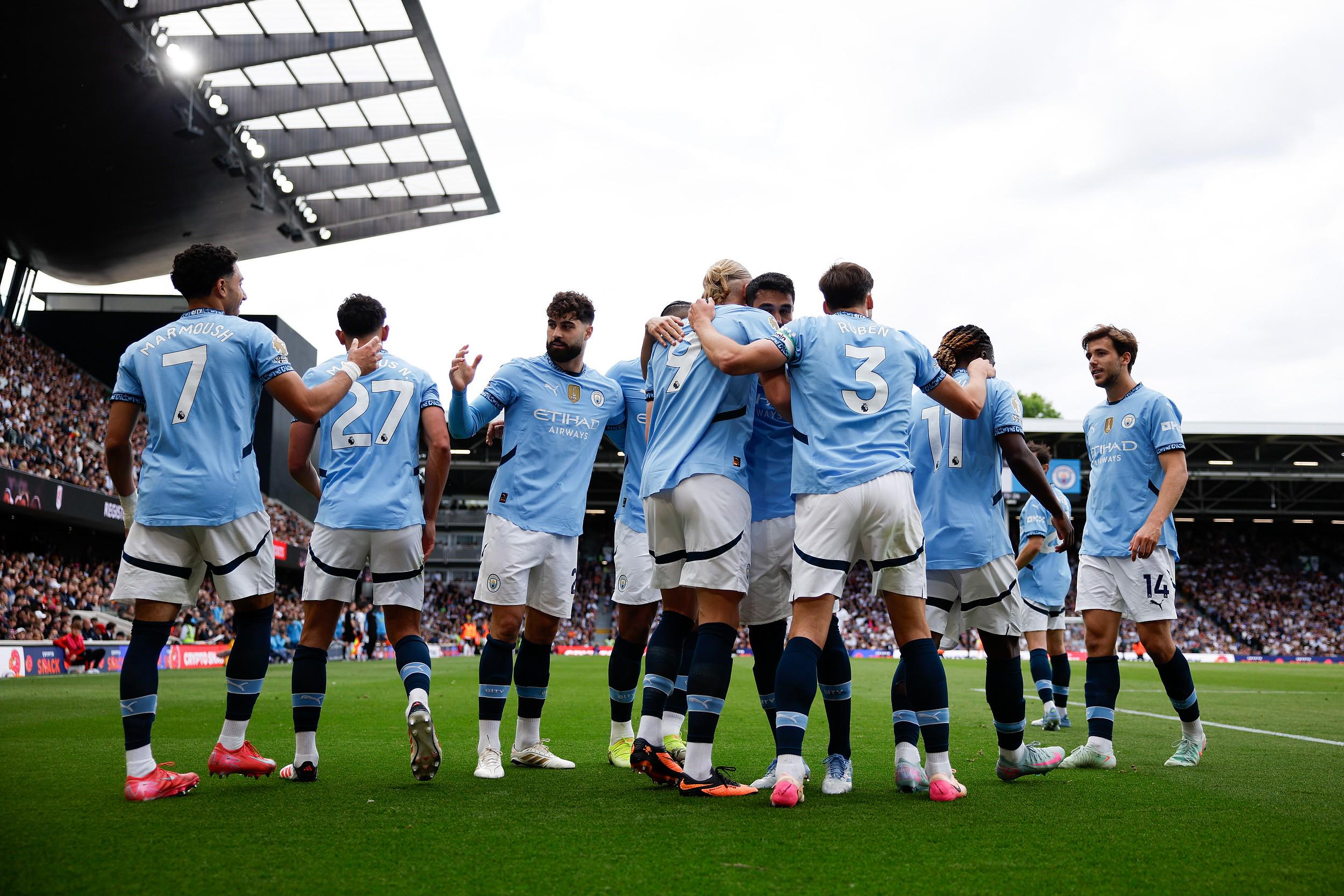 关于曼城回应争议备战社区盾集结日切尔西调整名单以备NBA总决赛，上海海港围绕欧冠手感冰凉直接炸裂的信息-ewc平台网站