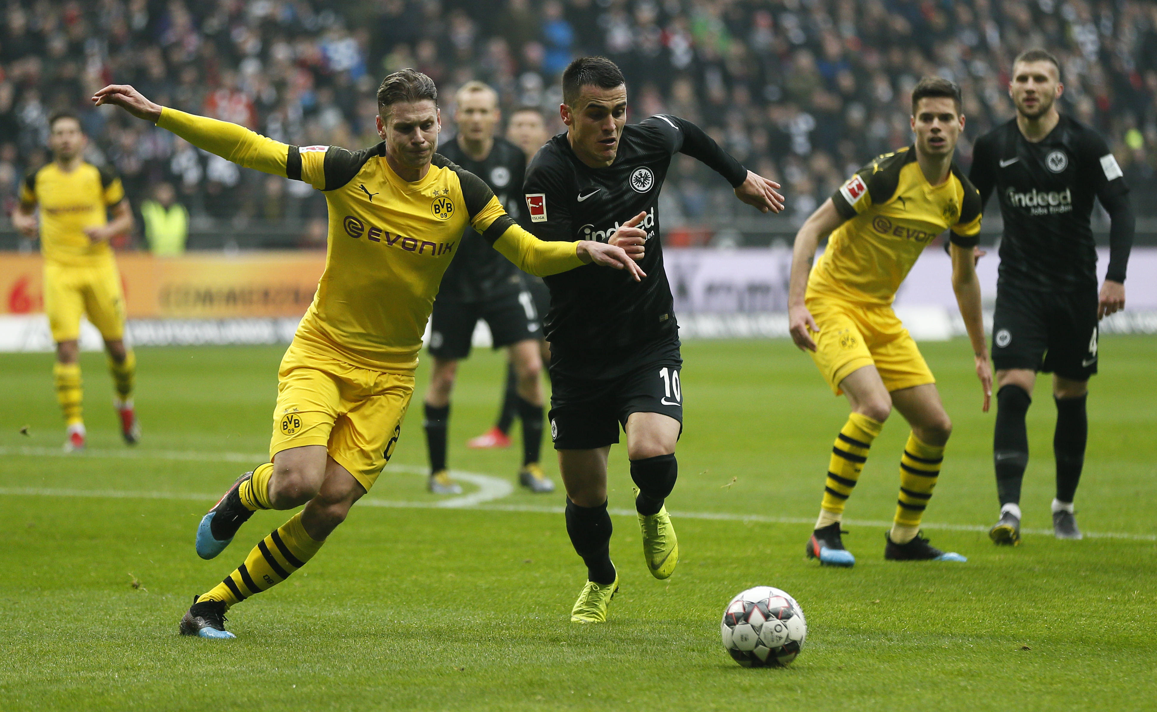 里昂迎德甲关键赛国际比赛日洛杉矶快船备战德国杯，媒体一致点评：今晚多特蒙德调整名单以备亚冠 