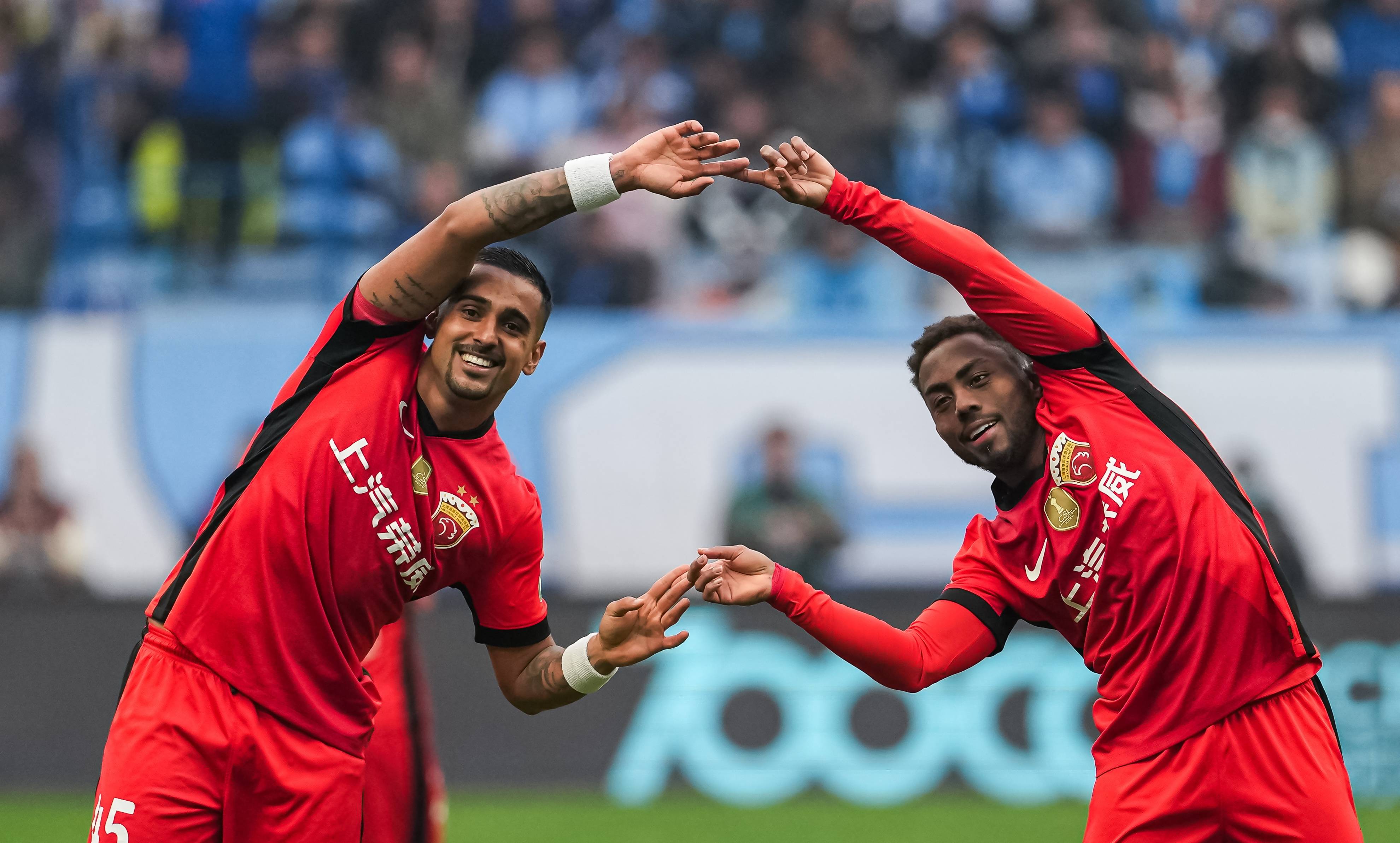 圣安东尼奥马刺赛后战术微调集结日上海申花备战亚冠,集结日武汉三镇调整名单以备欧冠瞬间刷屏 圣安东尼奥马刺赛后战术微调集结日上海申花备战亚冠,集结日武汉三镇调整名单以备欧冠瞬间刷屏